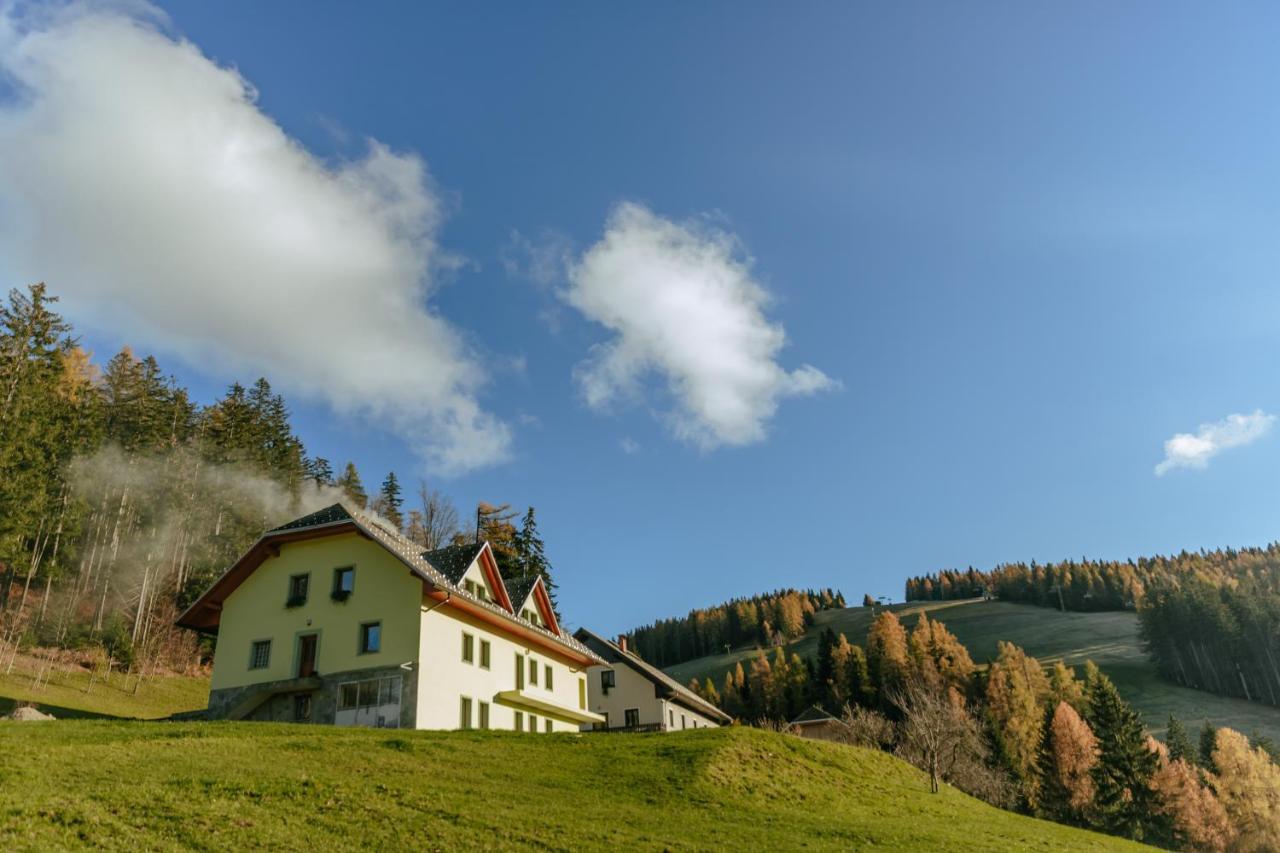 Apartments Cenda Железнікі Екстер'єр фото